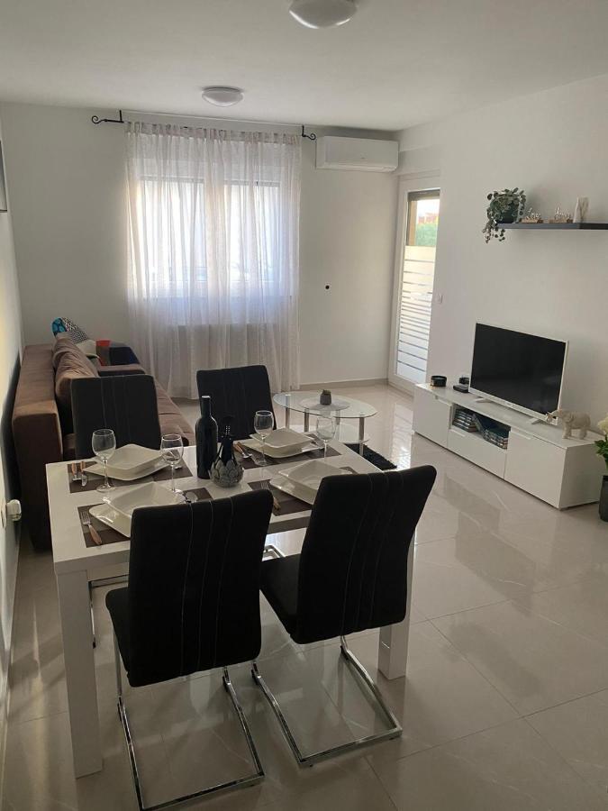 Apartman K&D Appartamento Zara Esterno foto