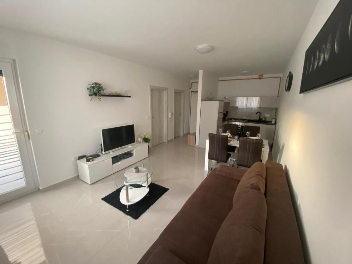 Apartman K&D Appartamento Zara Esterno foto