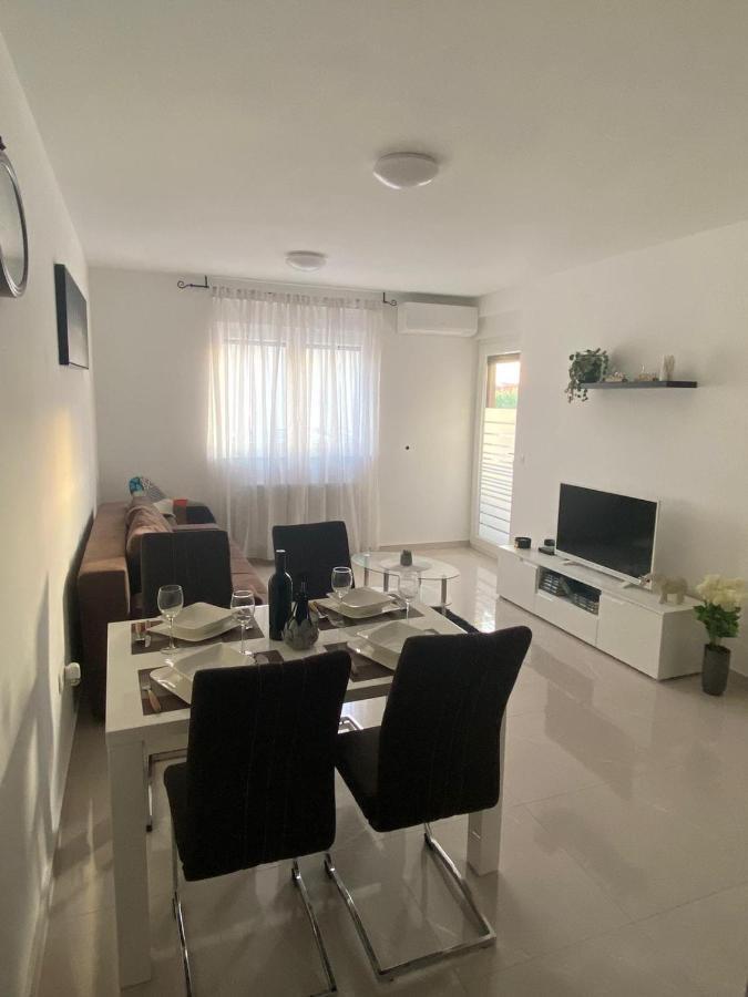 Apartman K&D Appartamento Zara Esterno foto